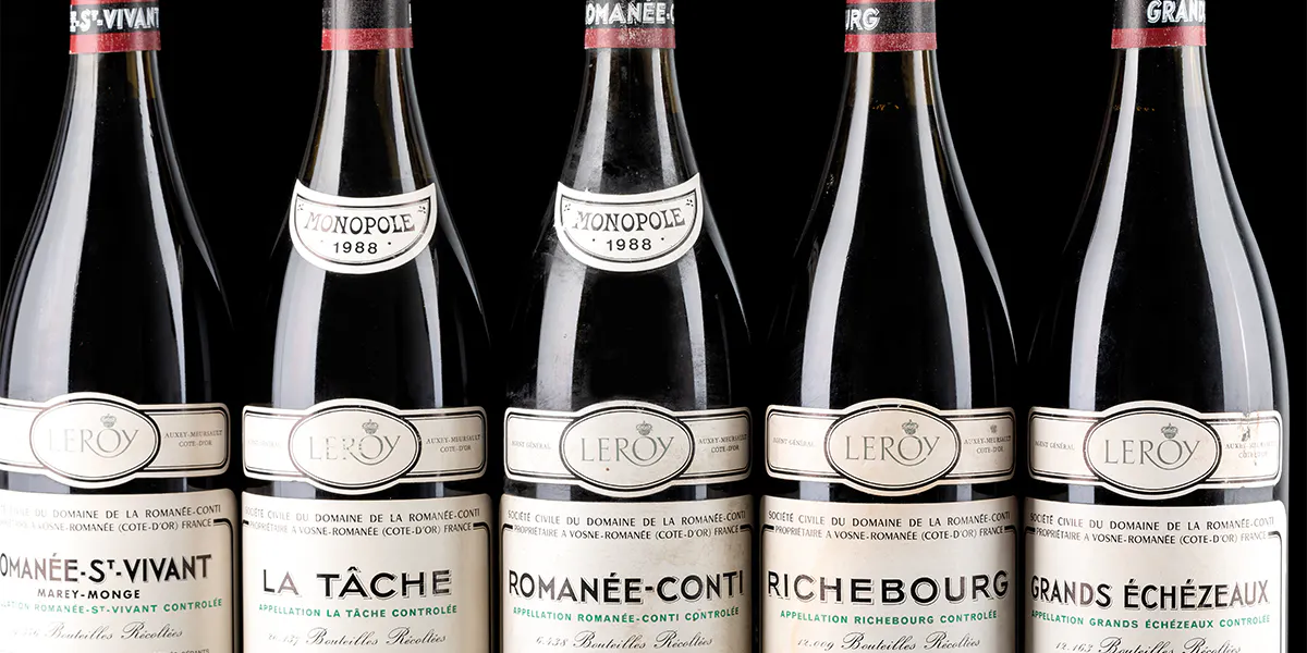 Alcuni dei prestigiosi vini Domaine de la Romanée-Conti disponibili nell'offerta. Foto © Wannenes (dettaglio)