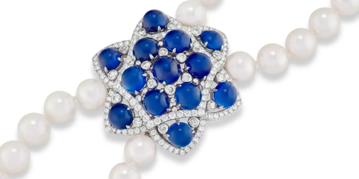 Collana di perle, zaffiri e diamanti della cultura Fürst. Immagine © Christie's (dettaglio)