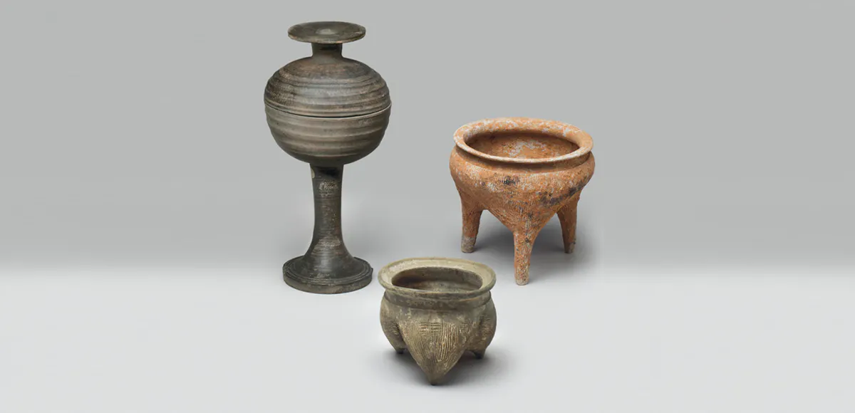 Ceramica neolitica, dinastia Zhou, III millennio a.C. vendute a 12.500 euro da Christie's nel 2013. Foto: Christie's