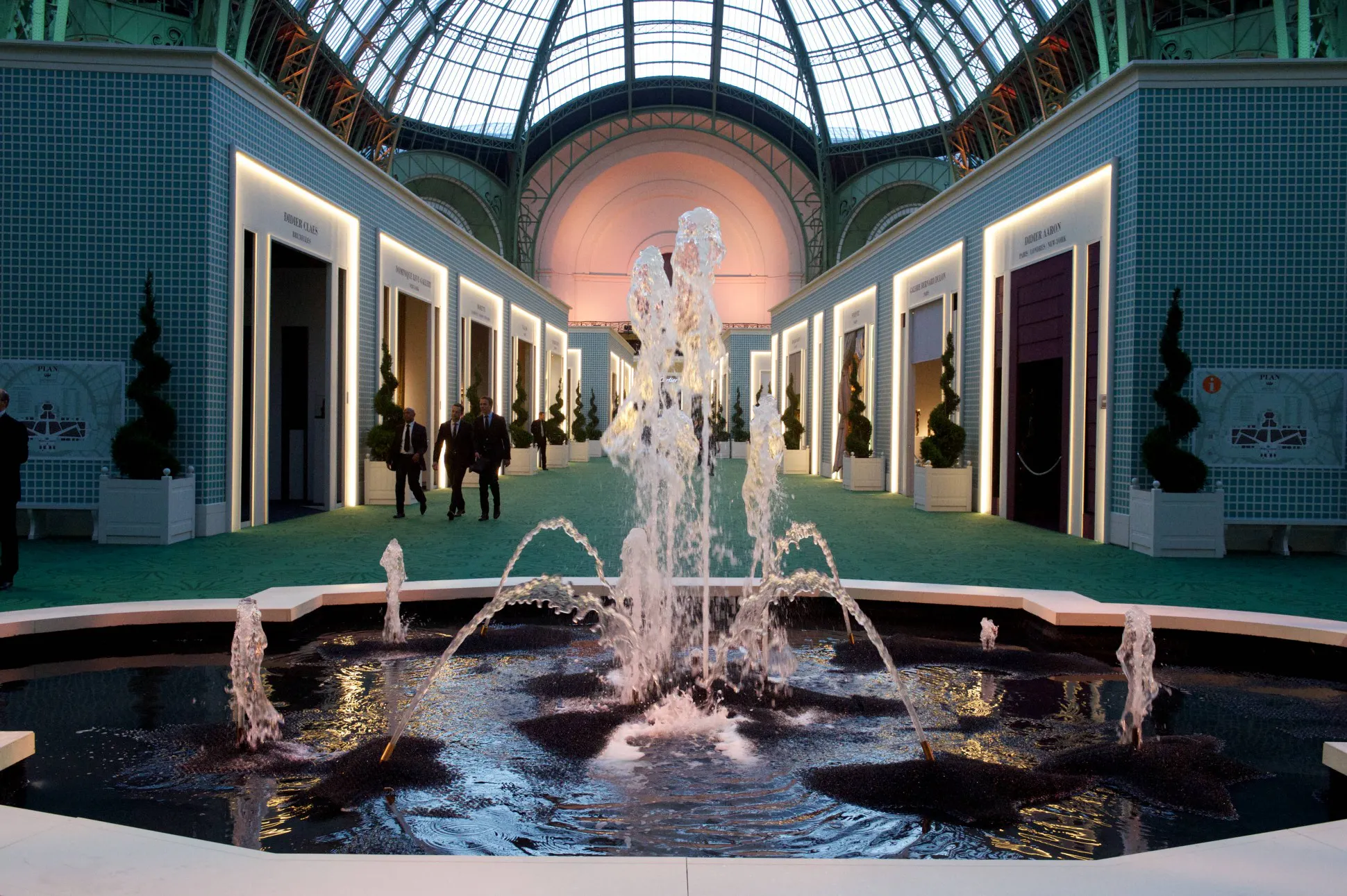 En 2016, la Biennale des Antiquaires deviendra un évènement annuel