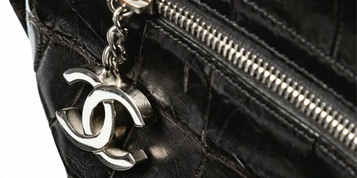 Ce sac a établi un nouveau record d'enchères pour un sac Chanel (détail). Photo © Sotheby's
