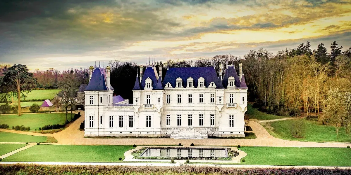L'extérieur du Château de Falloux. Image © Concierge Auctions
