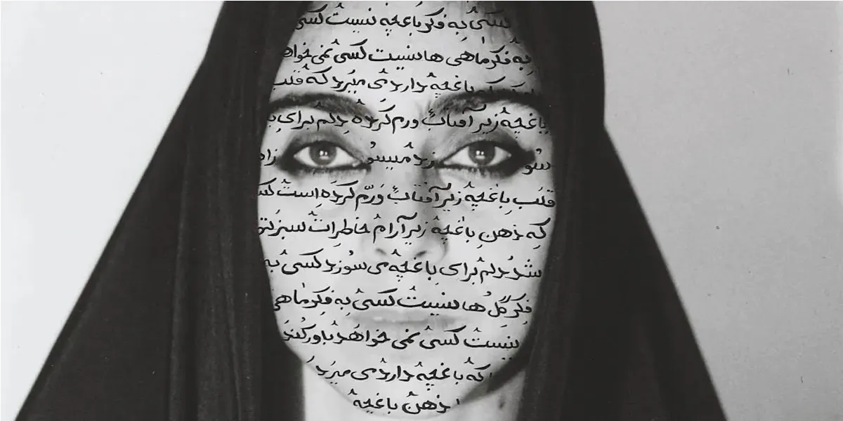 Shirin Neshat, "Unveiling" aus der Serie "Women of Allah", 1993. Foto © Christie's (Detail)