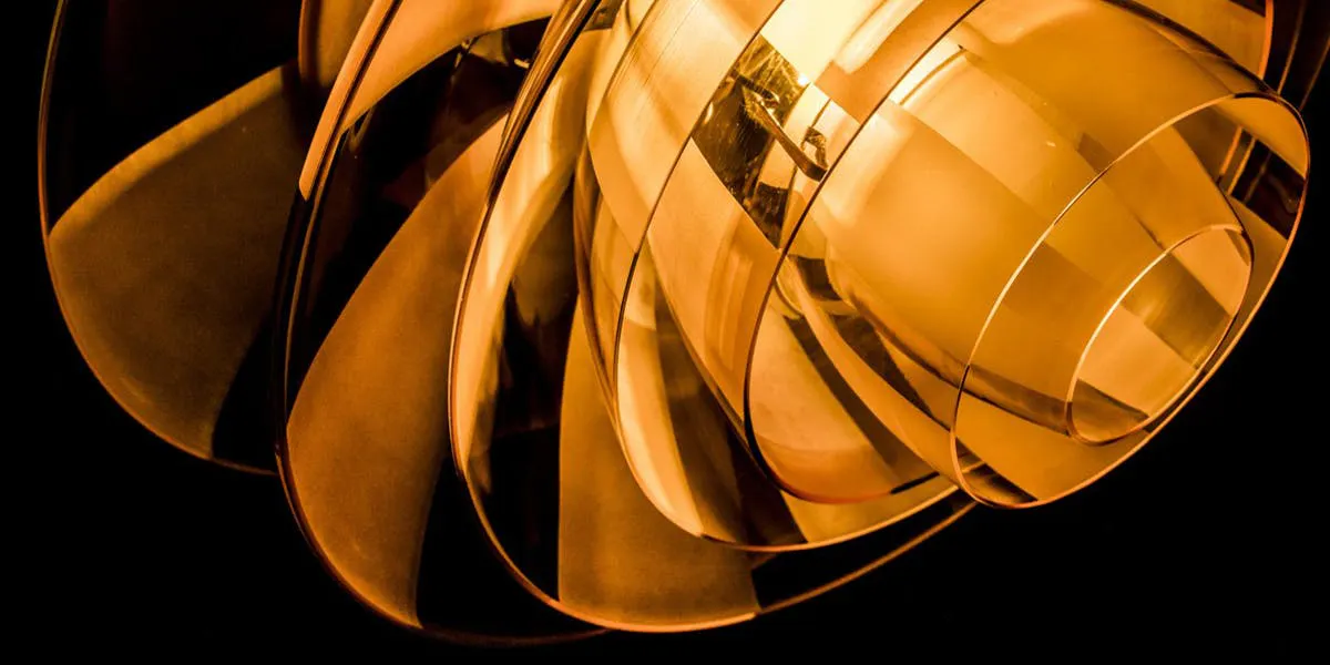 Poul Henningsen, lampada da soffitto 'Septima type 5', Louis Poulsen. Foto: Annmaris