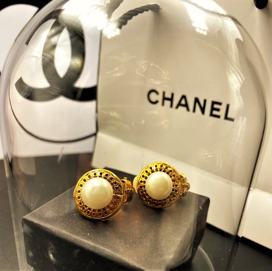 Chanel - CC - Earrings - Catawiki
