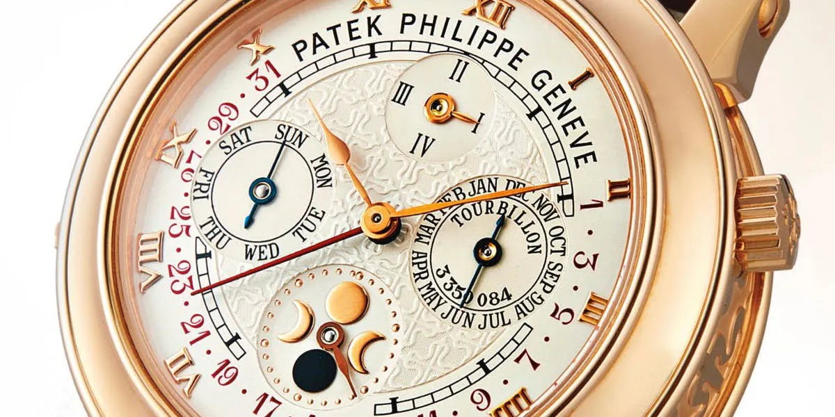Patek Philippe, rare and important double dial rose gold wristwatch (detail). Photo © Sotheby's