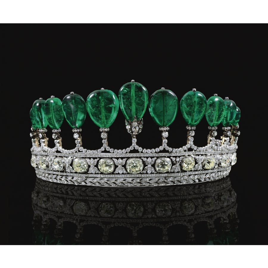 Not Just for Royals: A History of the Tiara | Barnebys Magazine