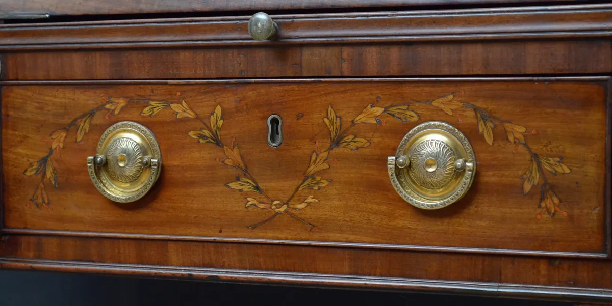 Regency roll-top bureau [detail], c. 1820, mahogany. Photo: Nimbus Antiques 
