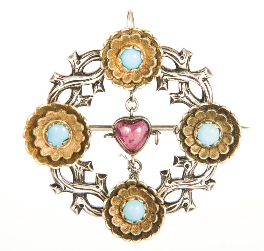 viktoriansk-brosch-s-ljs-f-r-femsiffrigt-belopp-barnebys-magazine