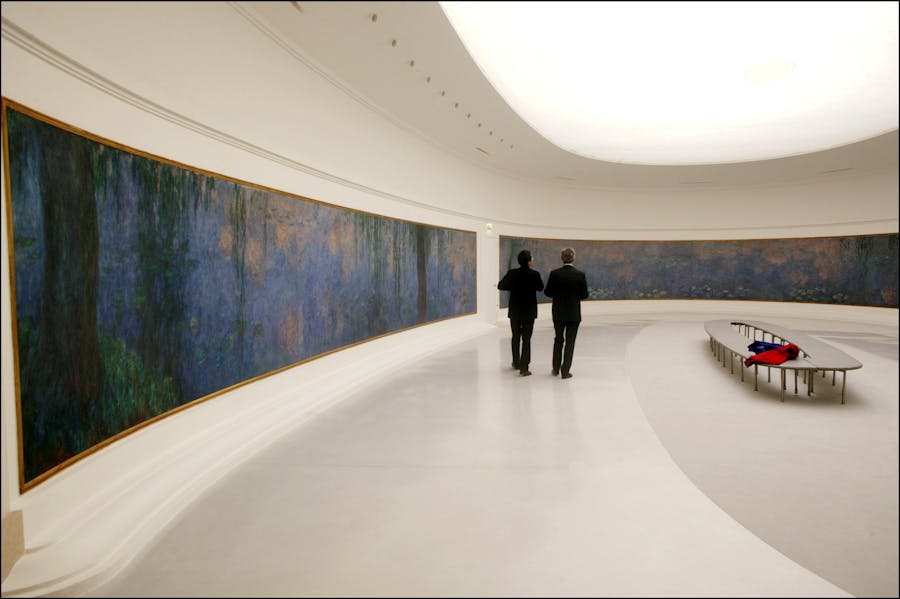 Monet's Nympheas room at Paris's Museum of Orangerie in Paris, 2006. Photo: Raphael GAILLARDE/Gamma-Rapho via Getty Images
