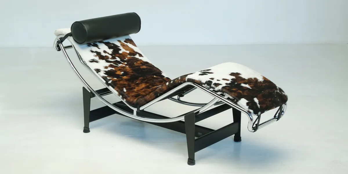 Charlotte Perriand, Le Corbusier, Pierre Jeanneret, chaise longue « LC4 », Cassina, 1990. Foto © Catawiki (dettaglio)