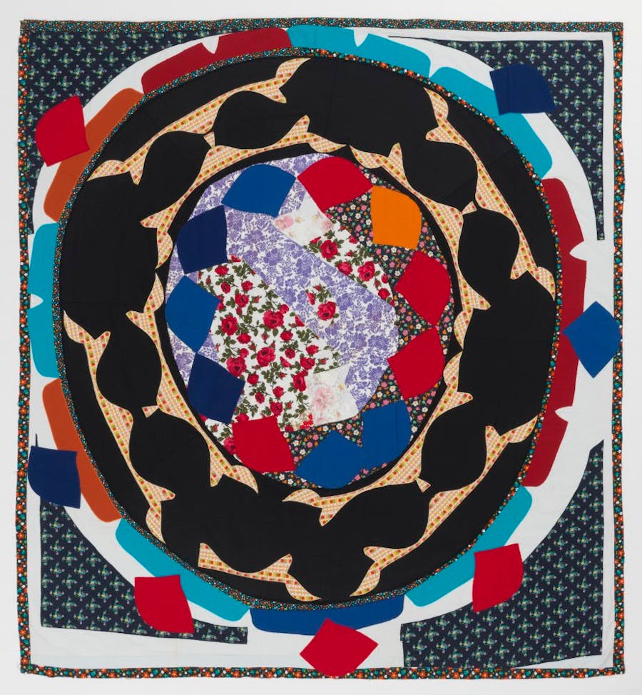 Noa Eshkol, A Big Kolo (Folk Dance), 1978. Cotton, lawn, crepe/baumwolle, batist, krepp, 220 x 205 cm
