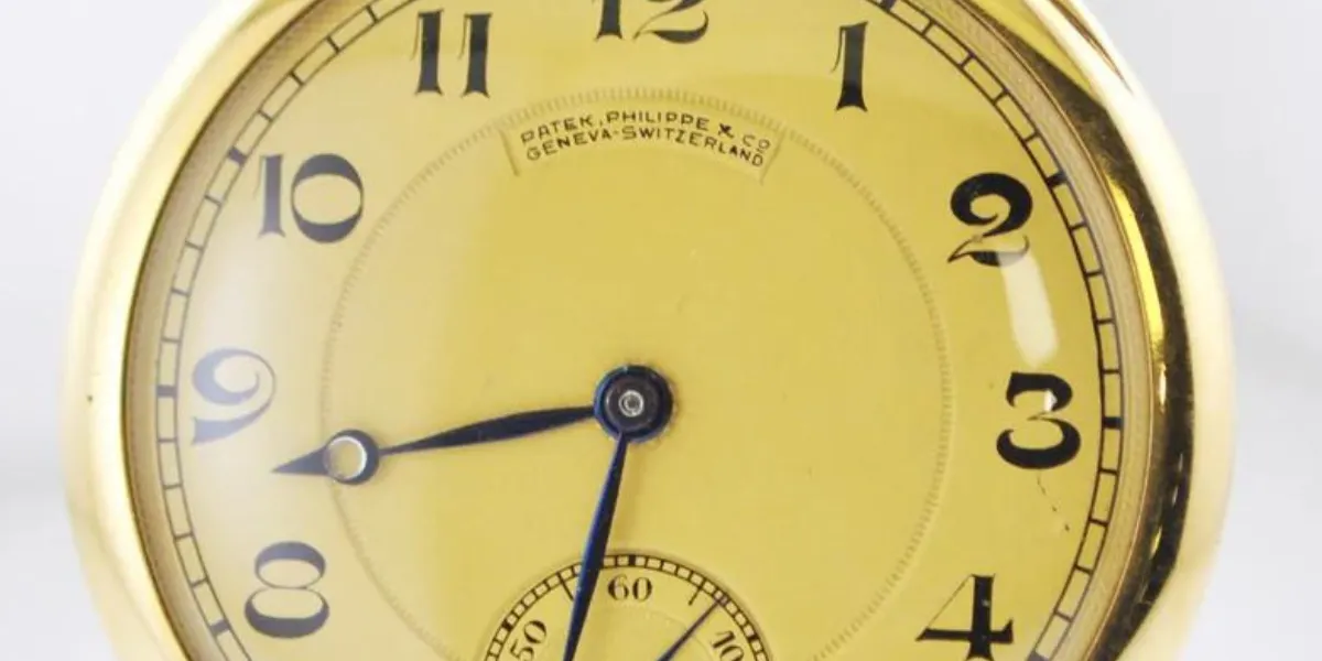 PATEK PHILIPPE 1920's Vintage 18K YG Engraved Pocket Watch w/ Sub-dial. © APR57 (detail)
