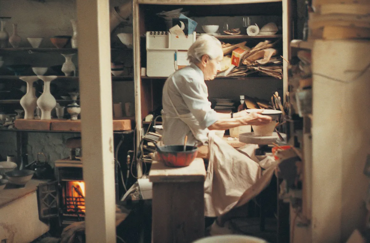 Lucie Rie: ceremonia del té, sin ceremonia