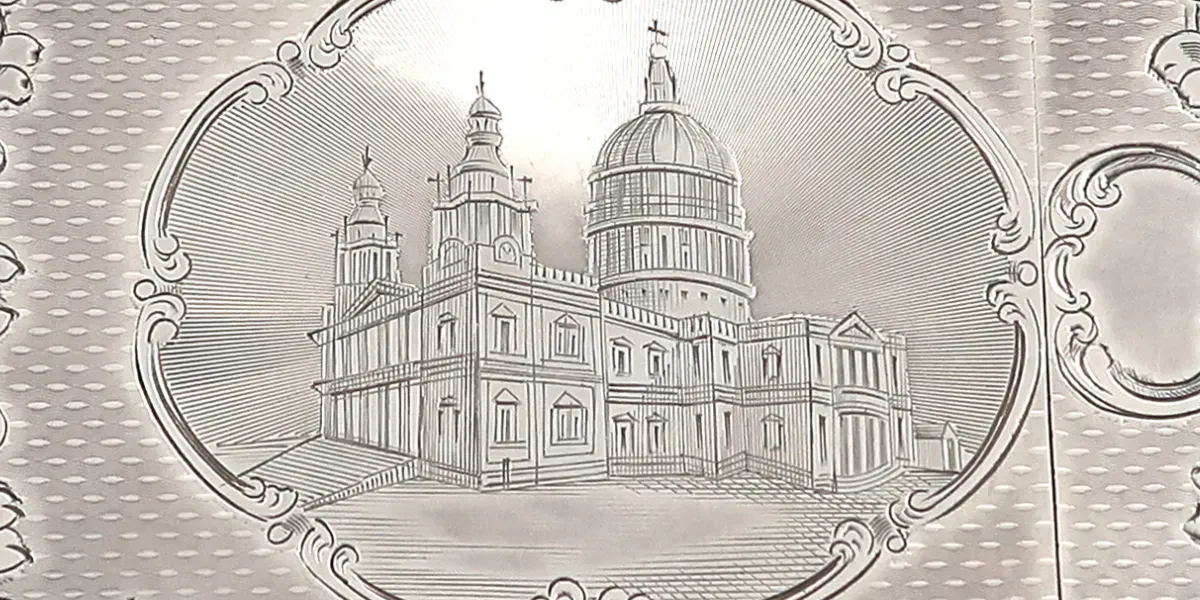 Un porte-cartes victorien en argent gravé "castle-top", St Paul's Cathedral, par Nathaniel Mills, Birmingham 1853. Photo © Woolley & Wallis (détail)