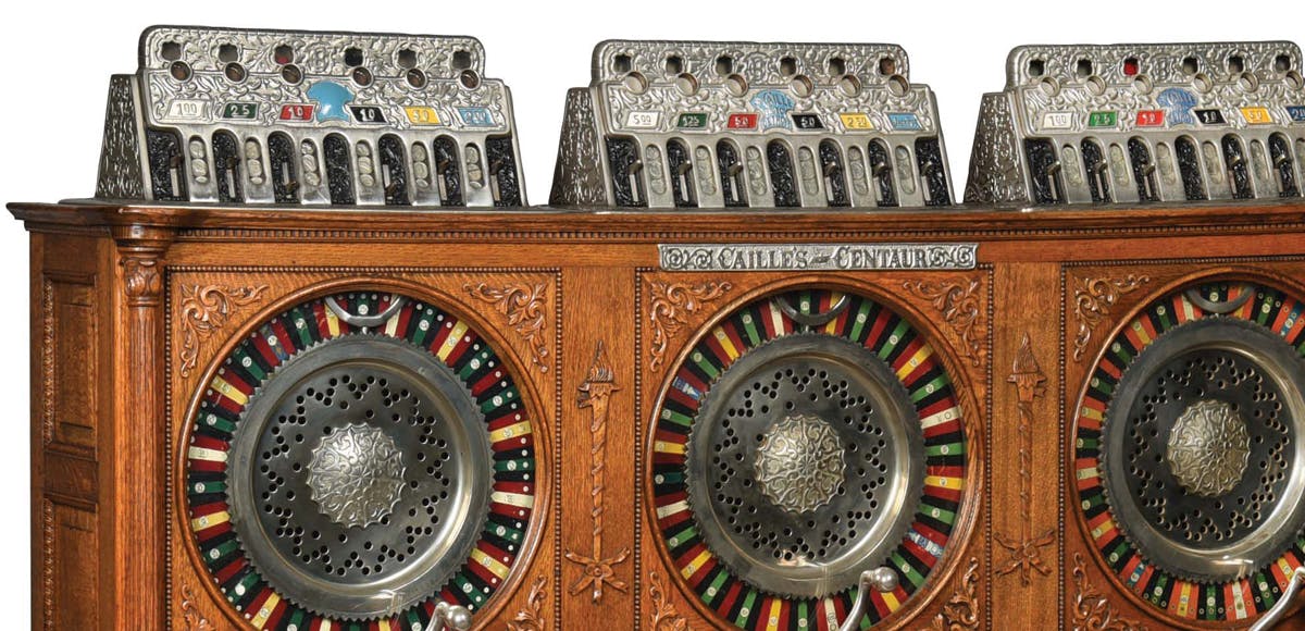 Elektrisch triatlon Overvloed A Rare Vintage Slot Machine at Auction | Barnebys Magazine