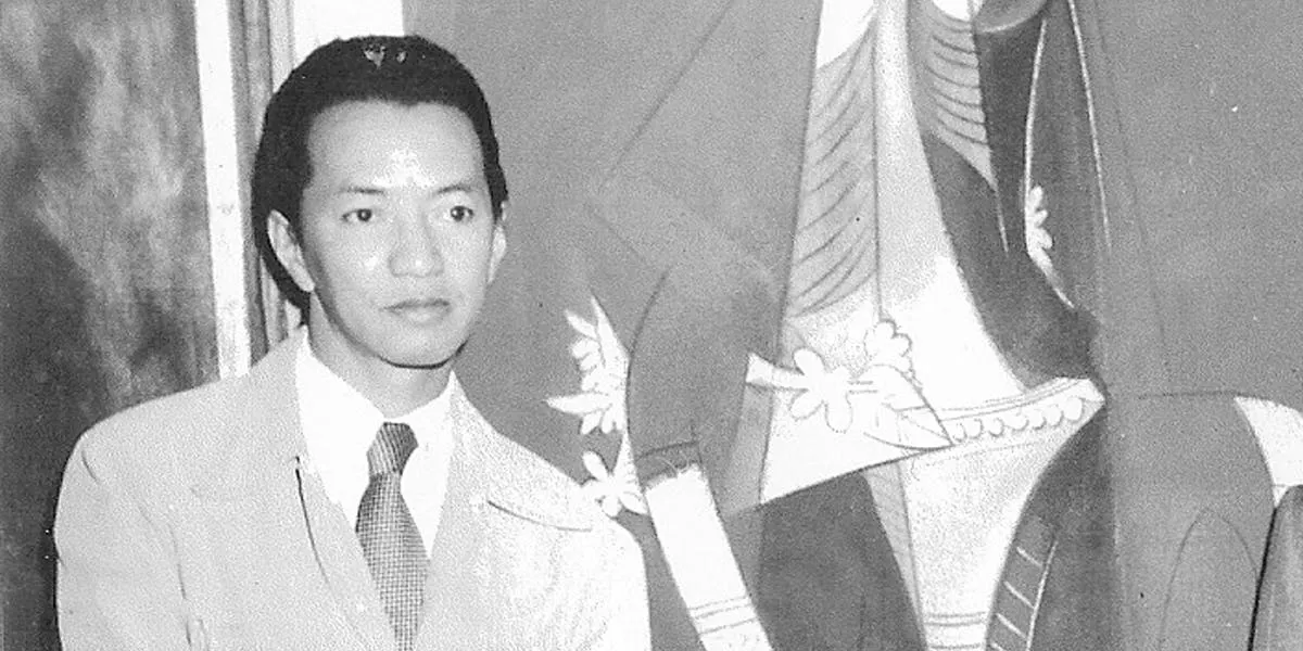 Wifredo Lam in an interview on Union Radio television station with Manuel Carbonell (detail), Havana Cuba, 1952, Beaux Arts Gallery. Image © Manuel Carbonell via Creative Commons