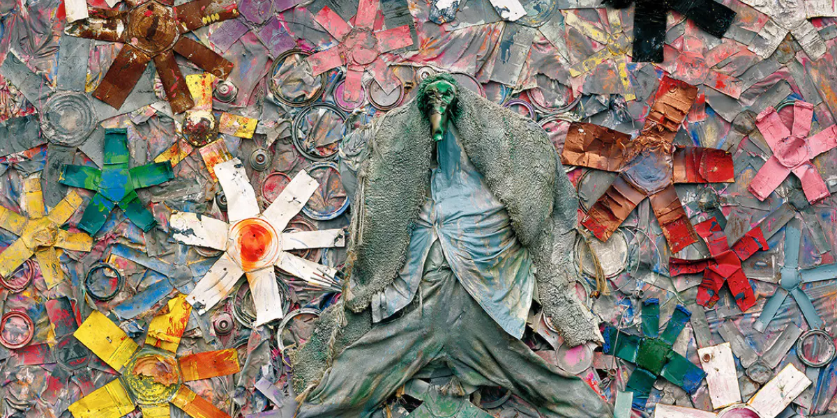 Thornton Dial, Stars of Everything, 2004. Mixed media, 248.9 x 257.8 x 52.1 cm. Souls Grown Deep Foundation, Atlanta. Image © 2022 Estate of Thornton Dial / Artists Rights Society (ARS), New York / DACS, London 2022. Photo: Stephen Pitkin/Pitkin Studio (detail)