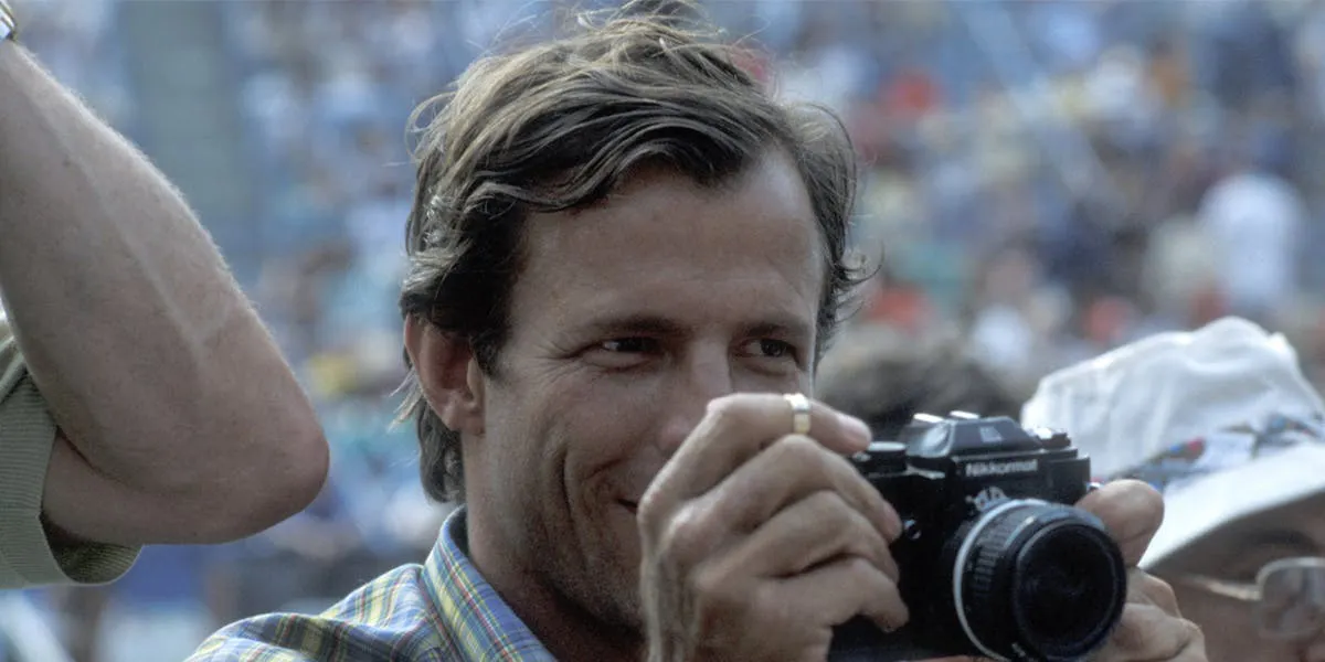 Fotograf Peter Beard beim "RFK Tennis Tournament" am 25. August 1979 in Flushing Meadows, New York. Foto von Ron Galella/Ron Galella Collection via Getty Images