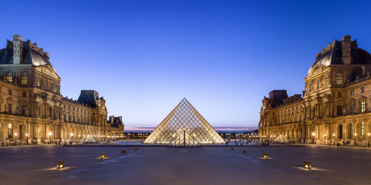 A night at the museum: Louis Vuitton goes to the Louvre