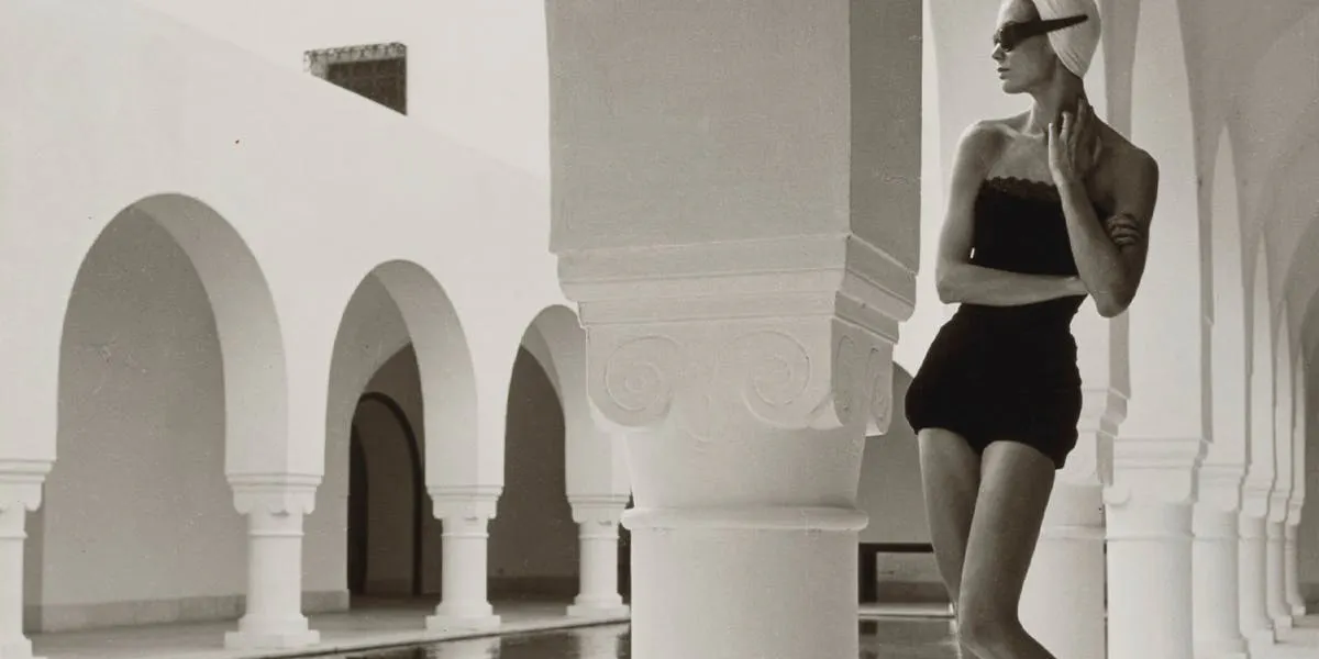 Louise Dahl-Wolfe (1895-1989), 'Natalie i Hammamet', 1950, silvergelatintryck, 28,7 x 26,7 cm. Foto © Christie's (detalj)