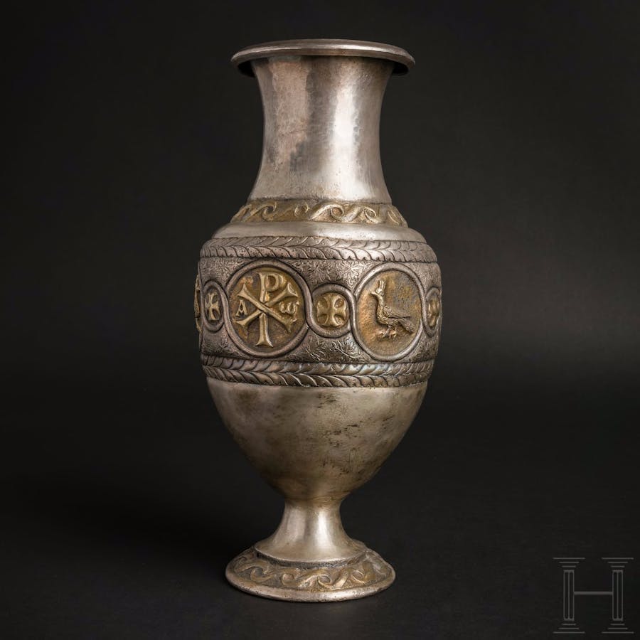 Vase en argent paléochrétien partiellement doré, Ve - VIe siècle Photo © Hermann Historica GmbH
