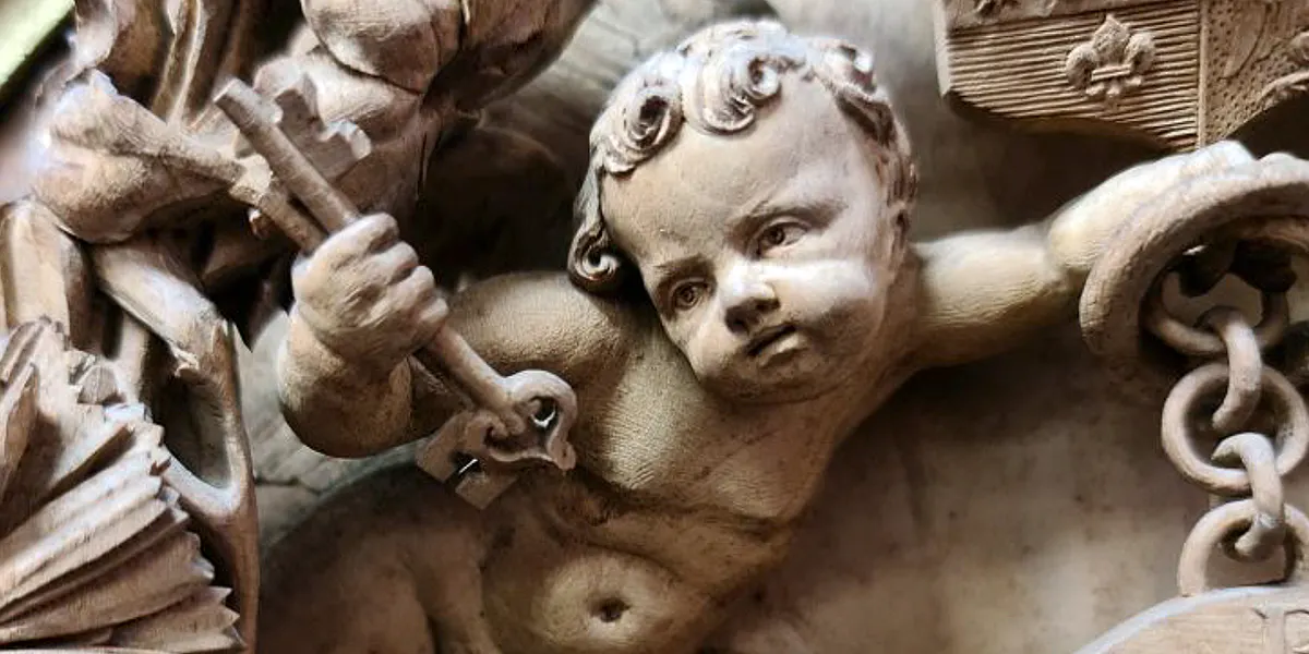 Aubert Parent, exceptionnel médaillon en tilleul sculpté figurant une représentation allégorique du pape Pie VI, 1783 (détail). Photo © MJV Soudant