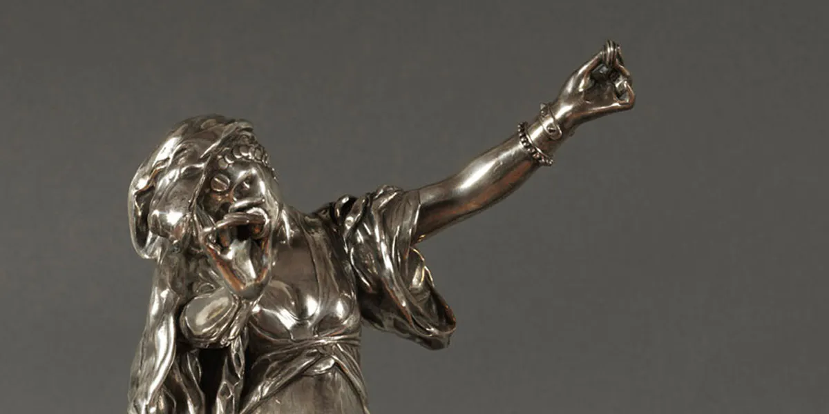 Antonin Mercier (1845-1916), L'Almée ou la danse du ventre, bronze à patine argentée, épreuve ancienne, fonte Goupil et Cie éditeurs, signée. Photo © Expertisez.com (détail)