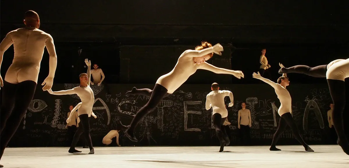Gadi Dagon, VIRUS - Batsheva Dance Company, 2014, Archival pigment print, mounted on aluminium, 56 x 100 cm, Edition of 3 plus 2 AP. Foto: CFHILL