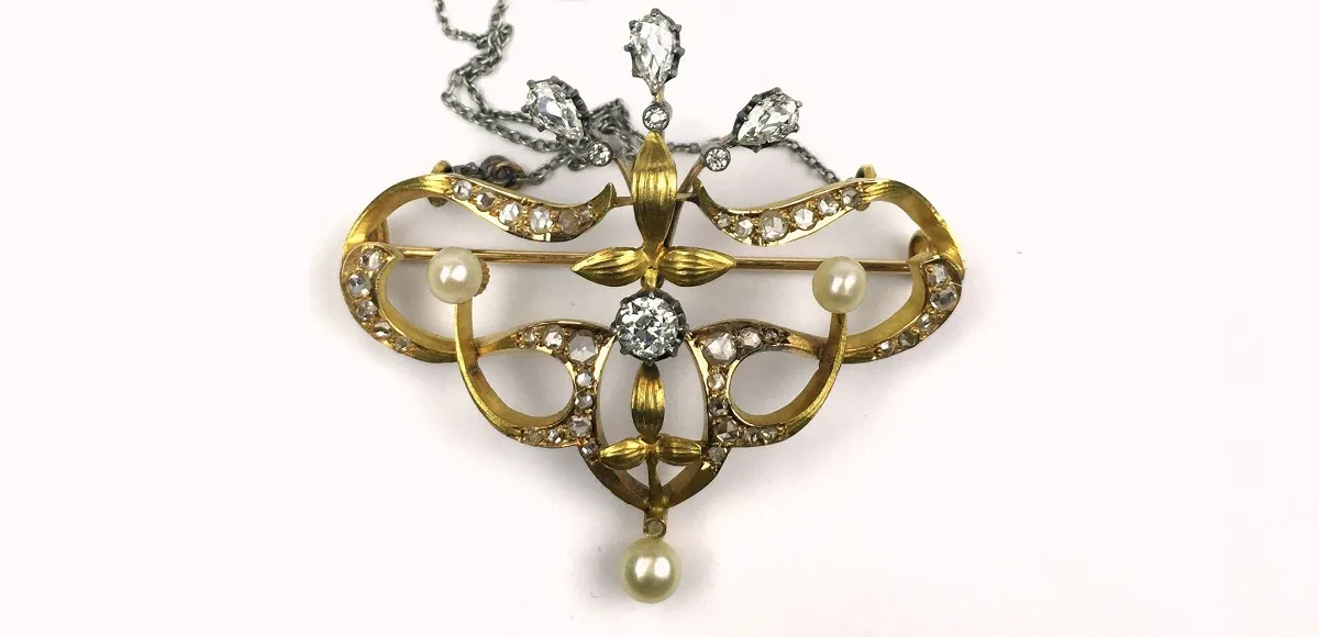 Colgante Art Nouveau que puede utilizarse como broche. Imagen vía: Zorrilla Subastas
