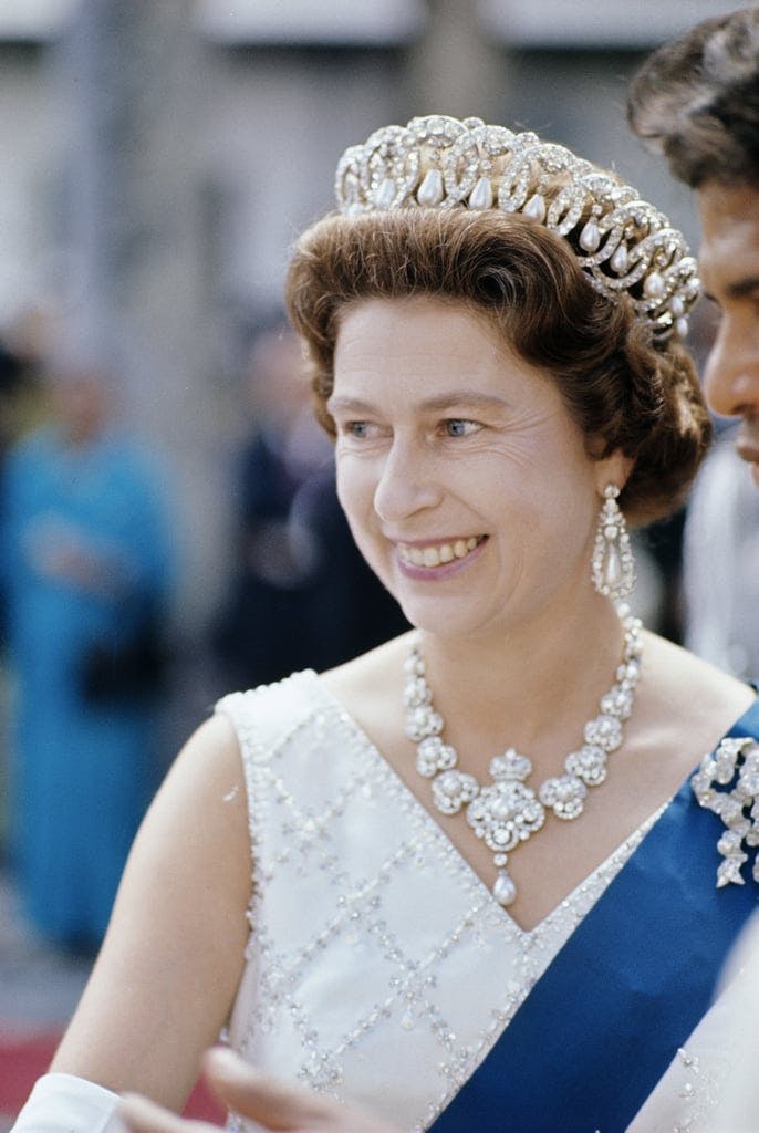 A coronation tiara sold for US$1 million at auction, taking the