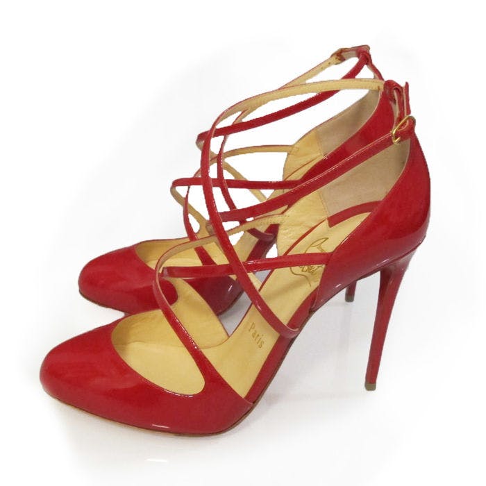 Por qué las suelas color rojo de los zapatos del diseñador Christian  Louboutin? - MISLUX