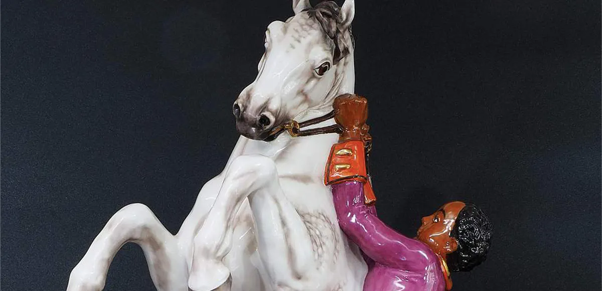 Nymphenburg, Figurengruppe "Pferd mit Mohrenknabe", Entwurf: Josef Wackerle, 1921 | Foto: © AH Rütten (Detail)
