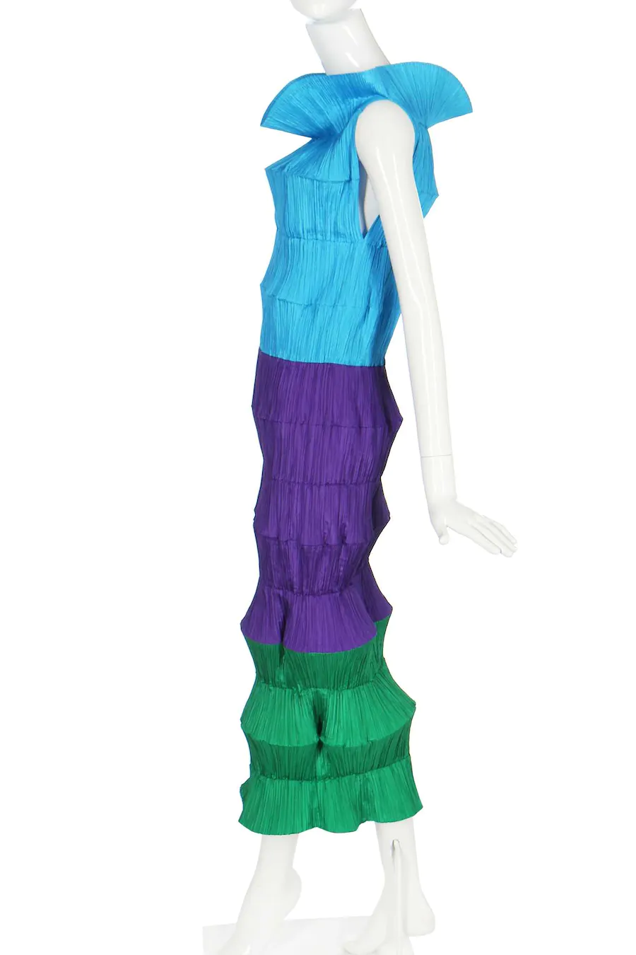 Issey Miyake: The Art of Sculptural Fashion | Barnebys Magazine Issey Miyake: The Art of Sculptural Fashion | Barnebys Magazine