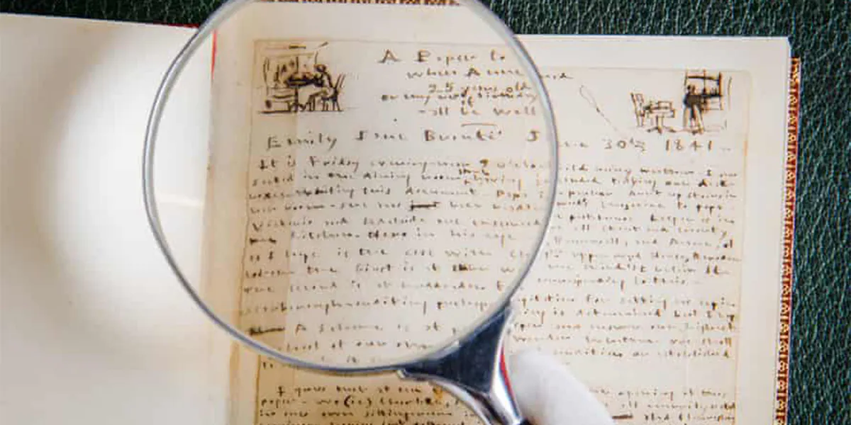 Appunti di Emily e Anne Brontë, 1841, con schizzi di Emily, inclusi nella vendita della biblioteca di Honresfield House da Sotheby's. Foto © Sotheby's (dettaglio)