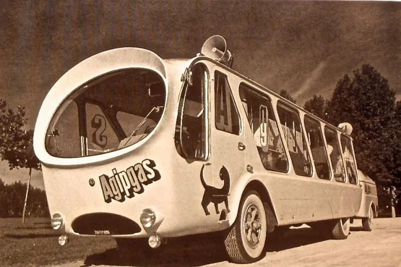 Le bus "Nube d'Argento" », image via via Bau-House