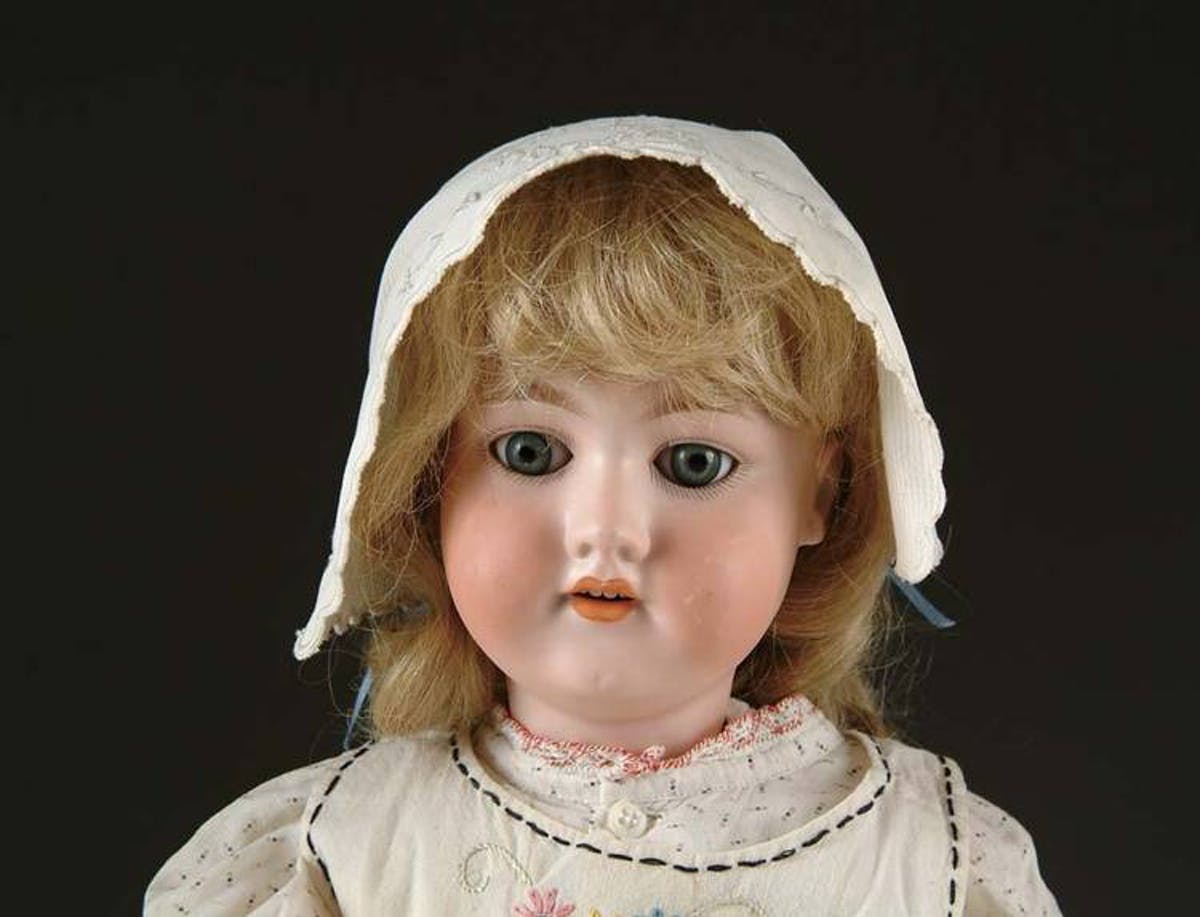 Cara de muñeca de porcelana on sale