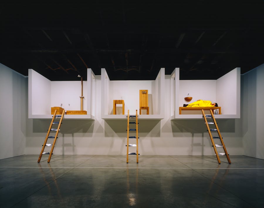 Marina Abramović, The House with the Ocean View, 2002. Performance; 12 giorni. Sean Kelly Gallery, New York. Per gentile concessione di Marina Abramović Archives © Marina Abramović. Foto: Attilio Maranzano