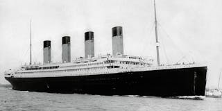 RMS Titanic avgår från Southampton den 10 april, 1912. Foto public domain