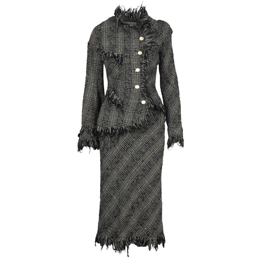 Vivienne Westwood, costume (giacca e gonna), cotone. Foto © Catawiki