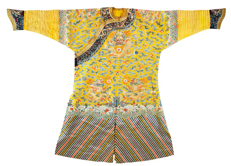 a_rare_embroidered_twelve-symbol_semi-formal_drago kopia