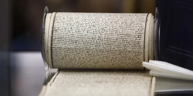 Le manuscrit des Le manuscrit des "120 Journées de Sodome" du Marquis de Sade est l'un des lots phare de la vente du fonds Aristophil © Thibault Camus/AP/SIPA