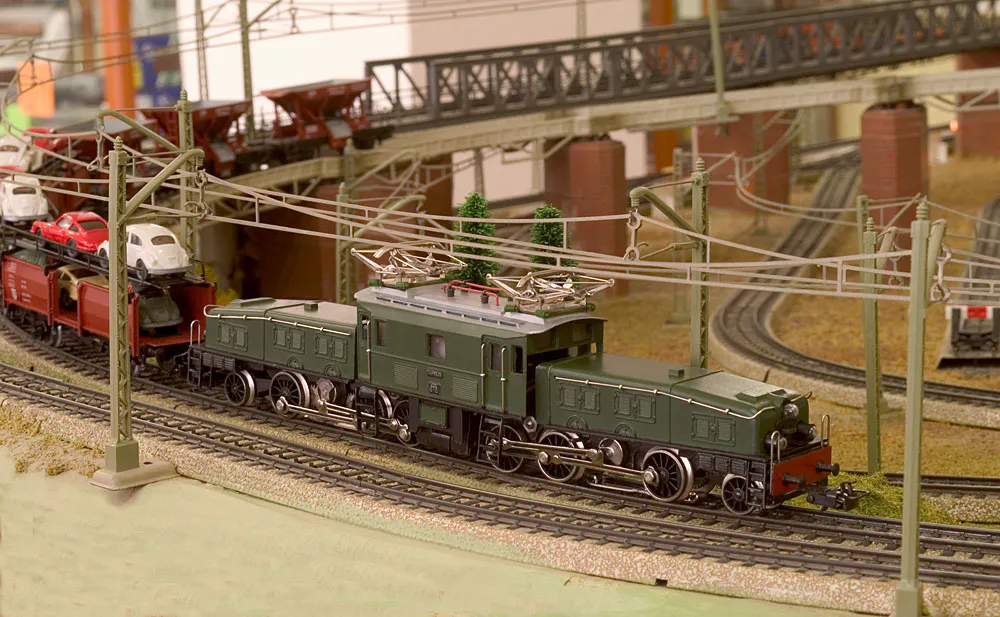 Med Märklin går livet som på räls