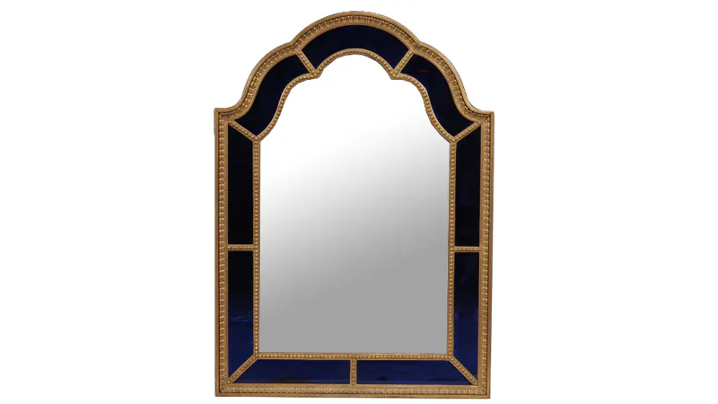 Spegel, Sverige. Förgylld med blått glas, 1900-tal. Dreweatts &amp; Bloomsbury auctions