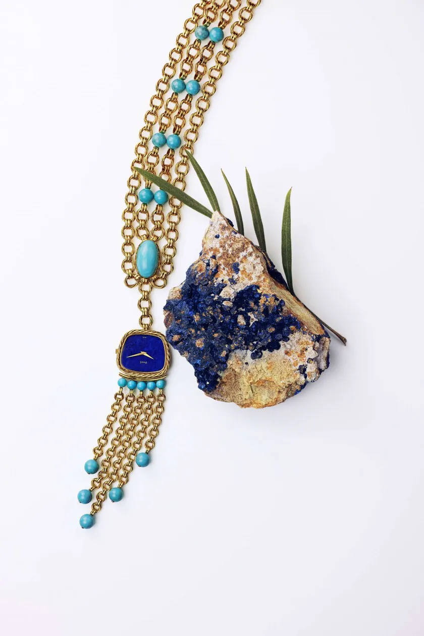  Piaget, 18k yellow gold and turquoise set necklace. Image: Artcurial