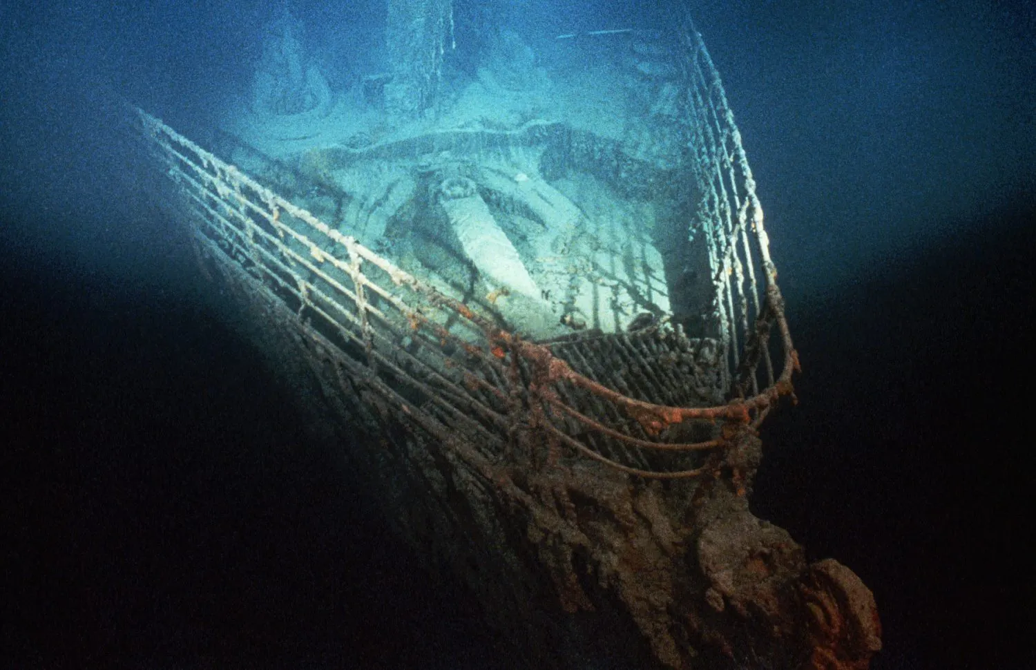 Près de 5 500 artefacts du Titanic mis aux enchères