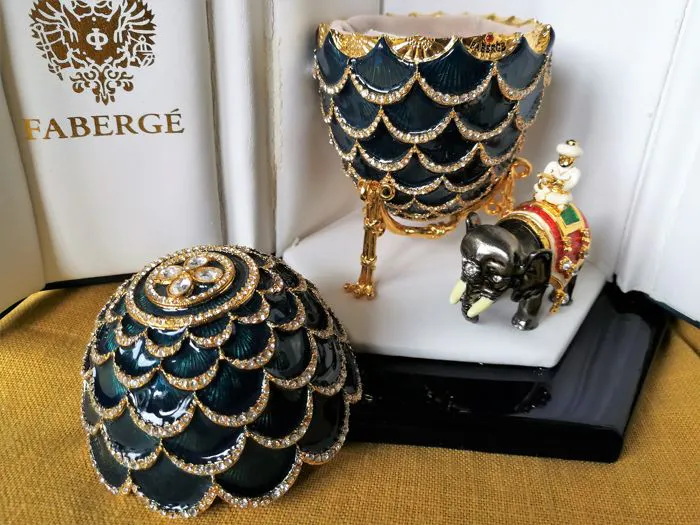 Ovoide Schätze: Die imperialen Ostereier von Fabergé