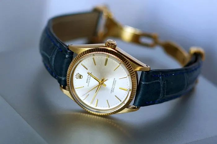 Rolex Oyster Perpetual - Montre unisexe - Année 1967 Adjugée 2 900 EUR