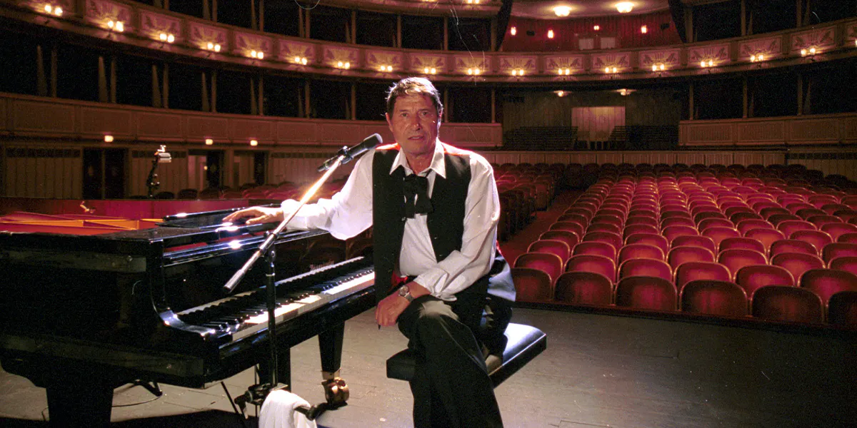 Udo Jürgens, Generalprobe zum Benefiz-Konzert für die "Udo Jürgens-Stiftung", Wien/Österreich, "Wiener Staatsoper". (Foto von Peter Bischoff/Getty Images)(Detail)