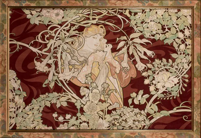 MUCHA